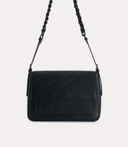 L / Black