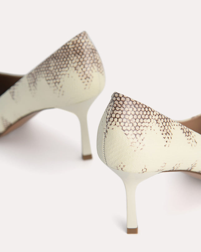 Leather Pointed Toe Pumps