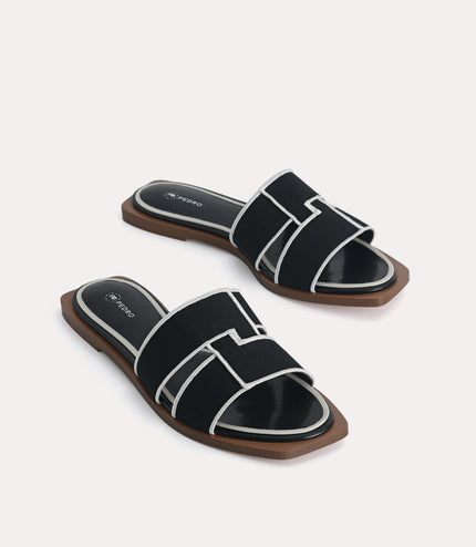 rePEDRO Cross-Strap Sandals