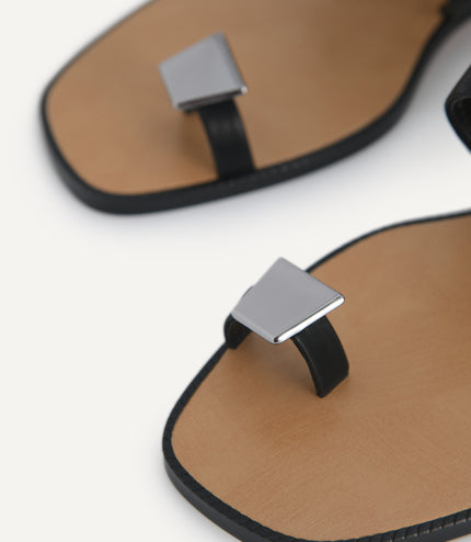 Gold Ornament Toe Loop Sandals