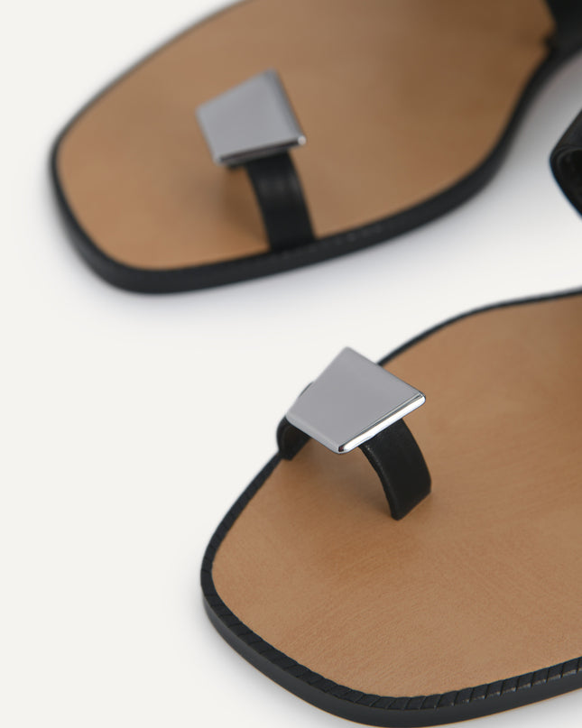 Gold Ornament Toe Loop Sandals