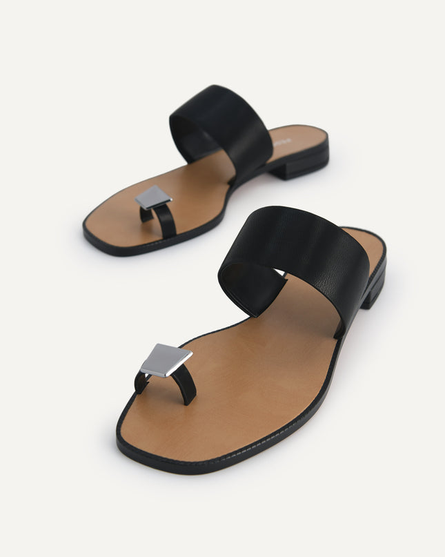 Gold Ornament Toe Loop Sandals
