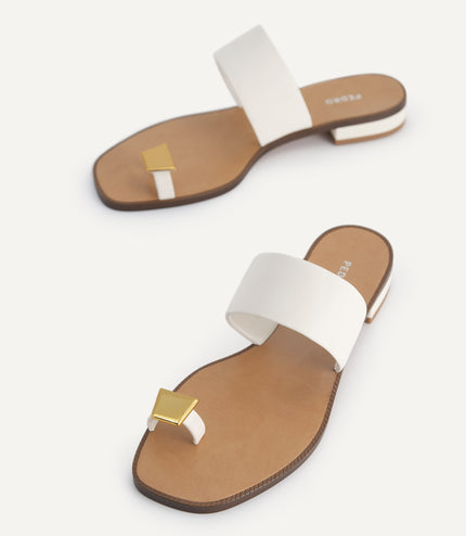 Gold Ornament Toe Loop Sandals