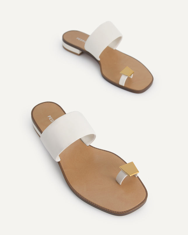 Gold Ornament Toe Loop Sandals