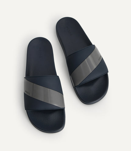 Casual Slides