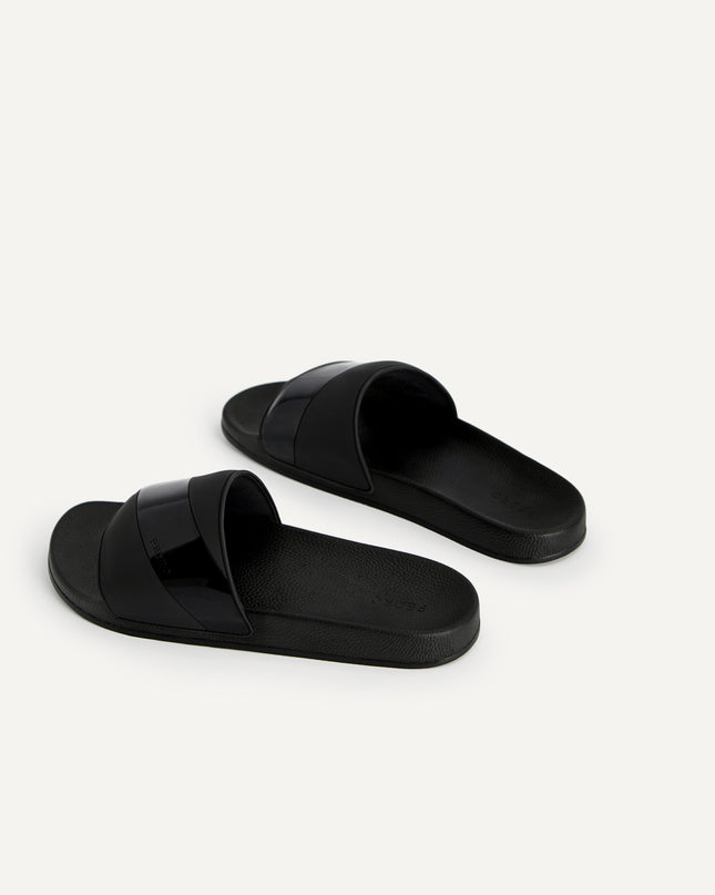 Casual Slides