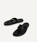 39 / Black