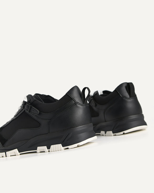 Contrasting Chunky Sneakers