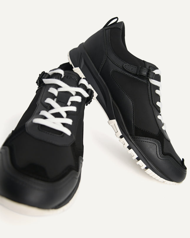 Contrasting Chunky Sneakers