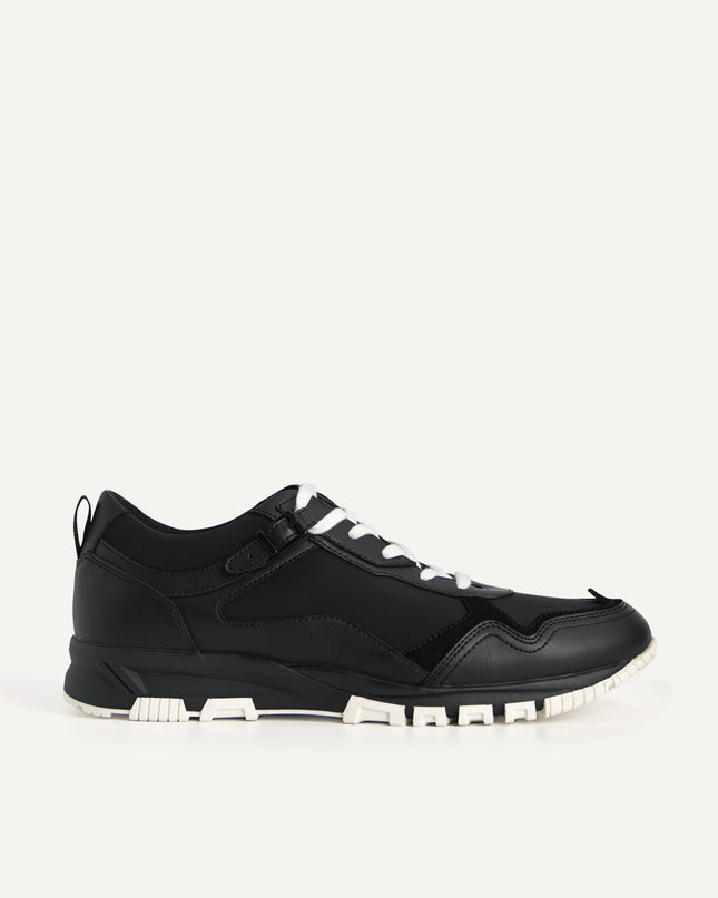 Contrasting Chunky Sneakers