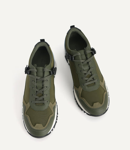 Contrasting Chunky Sneakers