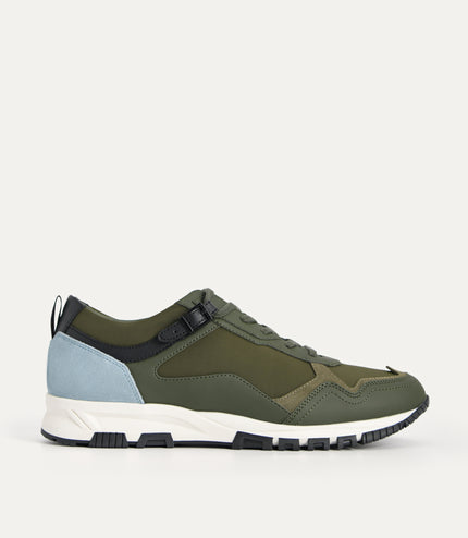 Contrasting Chunky Sneakers