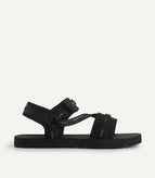 39 / Black