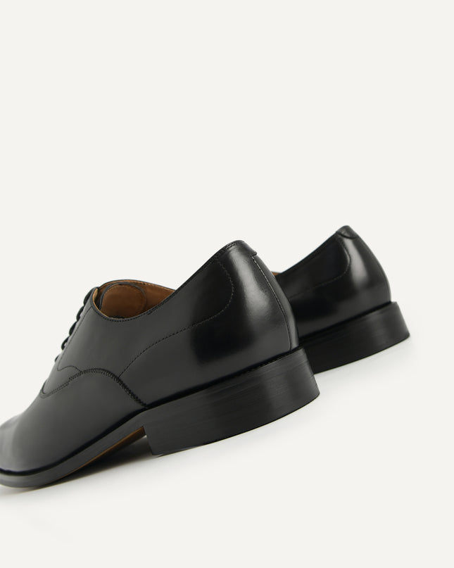 Leather Pointed Round Toe Oxfords