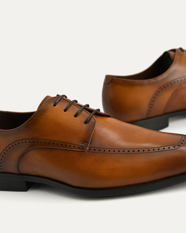 Altitude Leather Brogue Derby Shoes