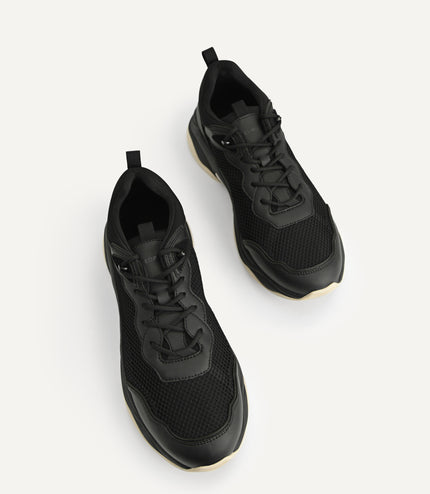 Magma Sneakers