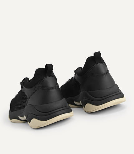 Magma Sneakers