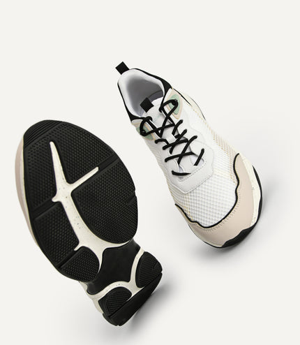 Magma Sneakers