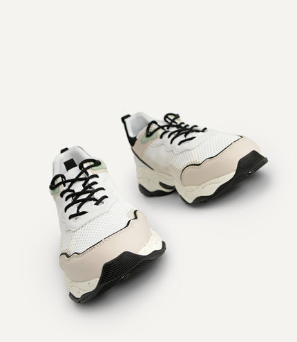 Magma Sneakers