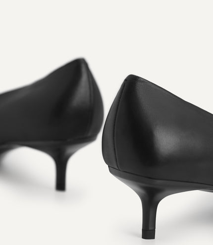 Leather Pointed Toe Pumps