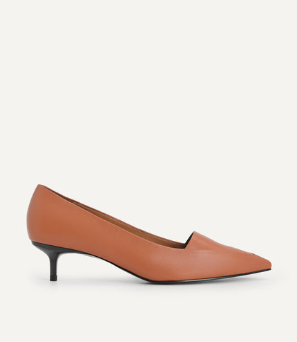 Leather Pointed Toe Pumps