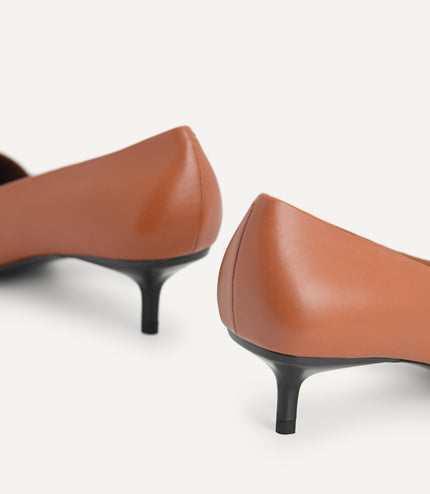 Leather Pointed Toe Pumps