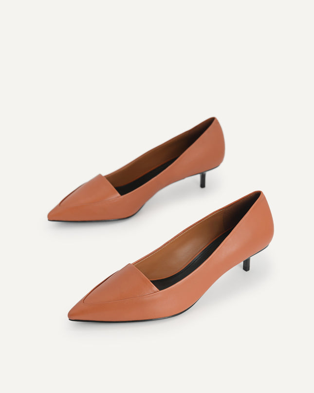 Leather Pointed Toe Pumps
