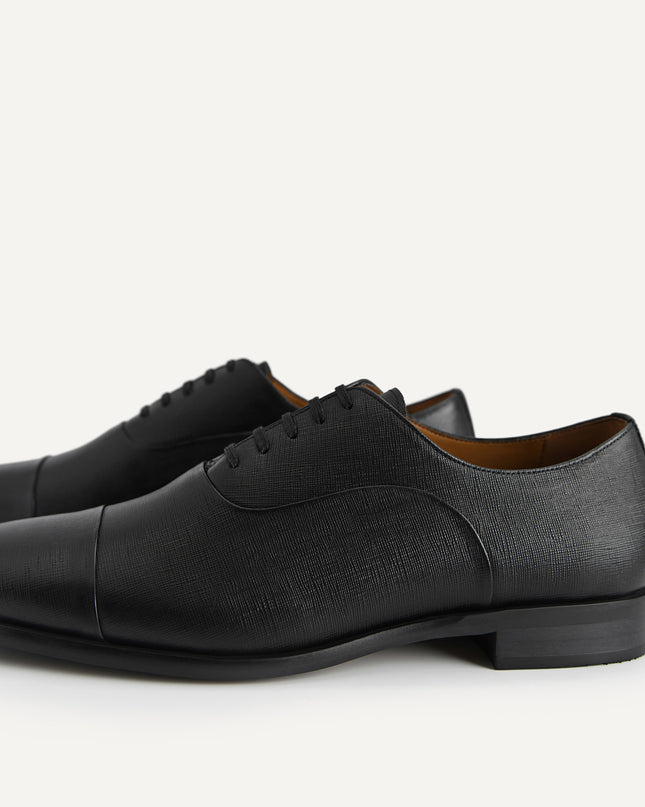Textured Leather Oxford Shoes