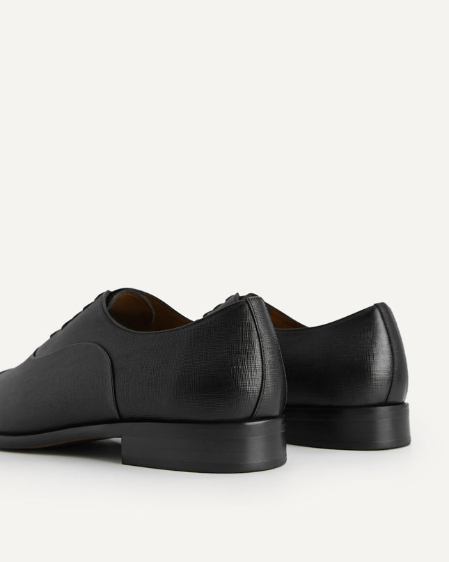 Textured Leather Oxford Shoes
