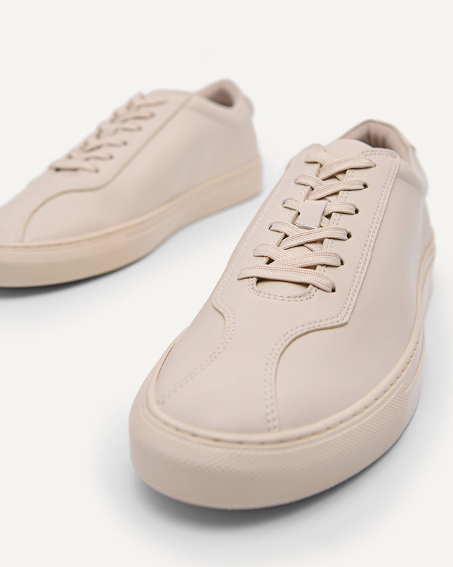 Atlas Sneakers