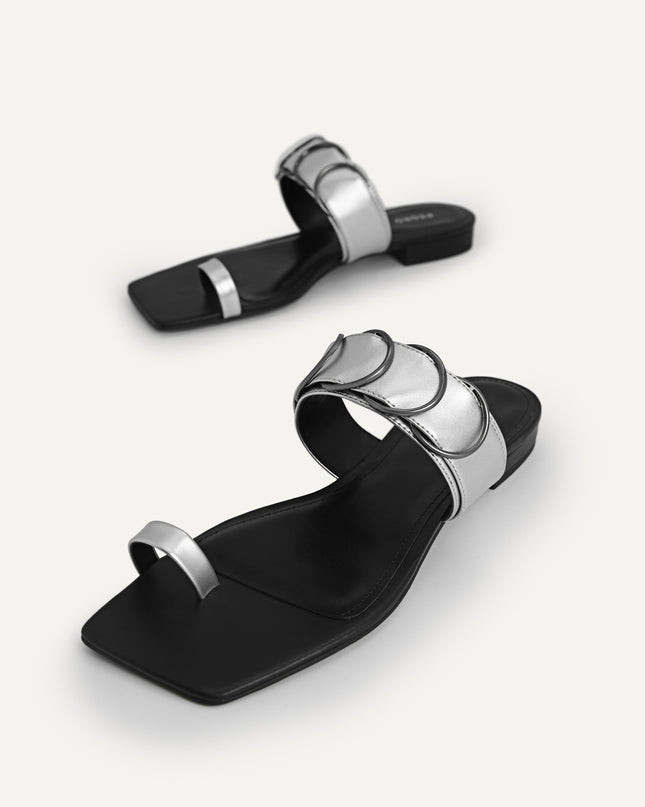Toe Loop Sandals