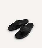 39 / Black