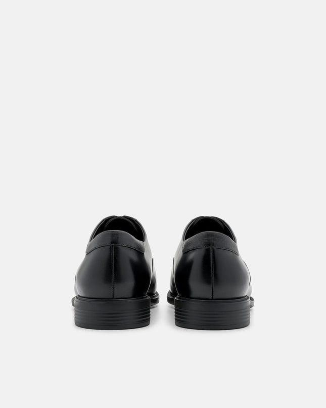 Altitude Leather Captoe Oxford Shoes - Black