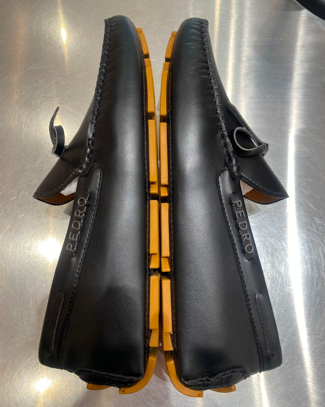 Bow Moccasins - Black