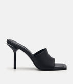 Black / 36