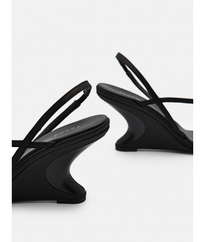 Oriana Wedge Sandals - Black